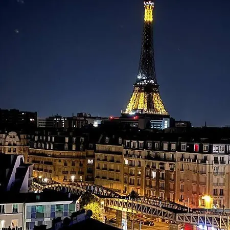 Tour Eiffel - Vue Imprenable Au-dessus Des Toits, Balcon Appartamento