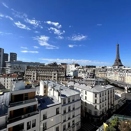 Tour Eiffel - Vue Imprenable Au-dessus Des Toits, Balcon Parigi