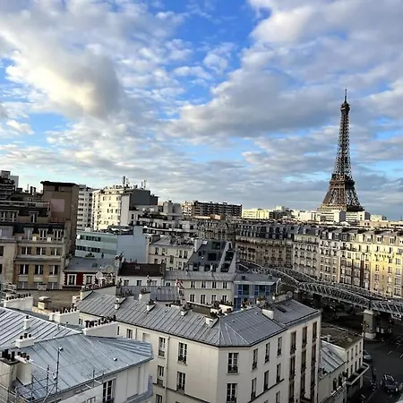 Tour Eiffel - Vue Imprenable Au-dessus Des Toits, Balcon Appartamento *