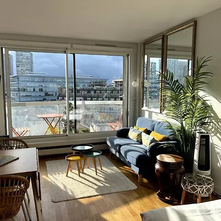Appartamento Tour Eiffel - Vue Imprenable Au-dessus Des Toits, Balcon