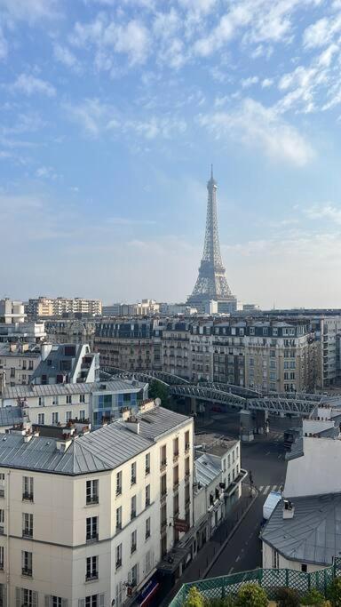 Appartamento Tour Eiffel - Vue Imprenable Au-dessus Des Toits, Balcon Parigi
